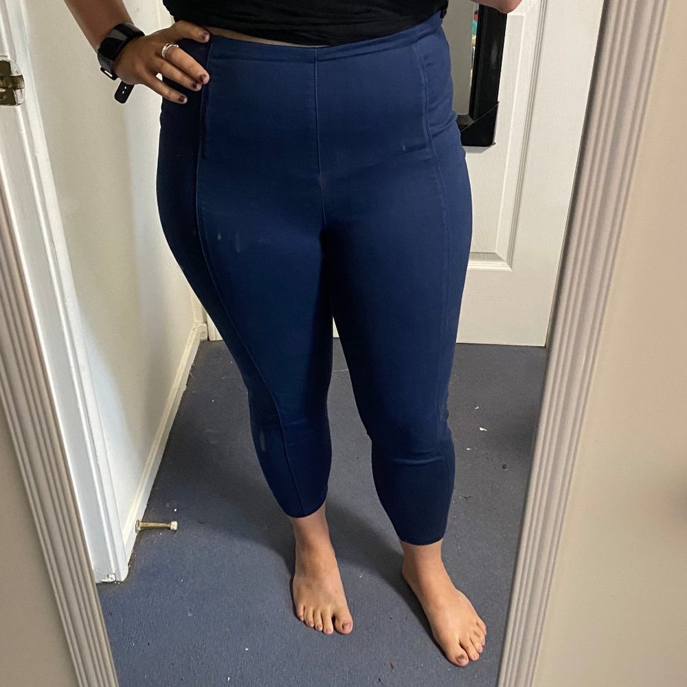 💖 2/$25 Liverpool Navy Leggings